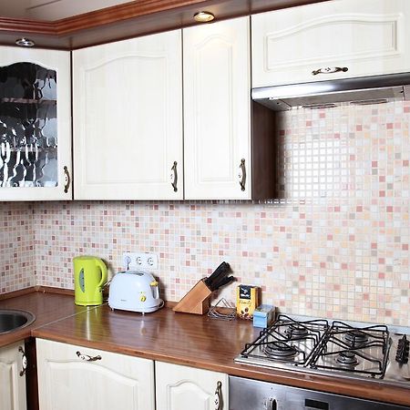 Balm Apartman Егер Екстериор снимка